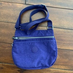 Kipling crossbody purse